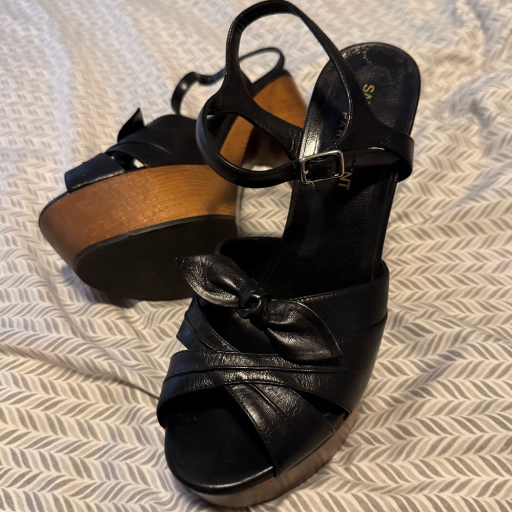 Saint Laurent Paris Farrah leather sandal heels